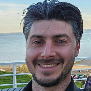 Simon Barnes profile photo