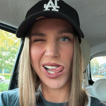 Tina Loncarica profile photo