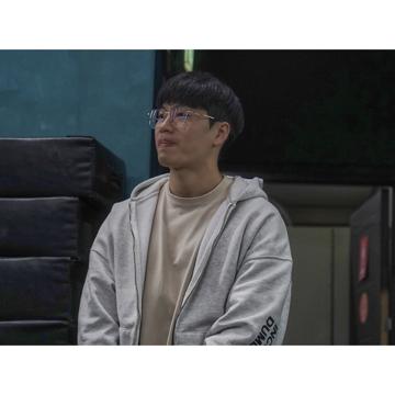 Dowon Jang profile photo