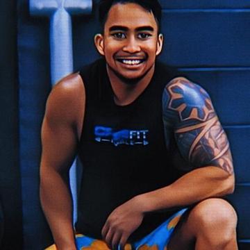 Dennis Ibardolaza profile photo