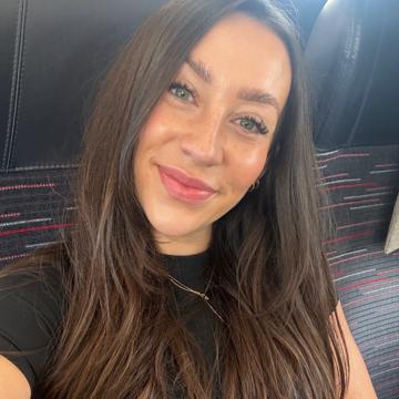 Holly Drake-Green profile photo