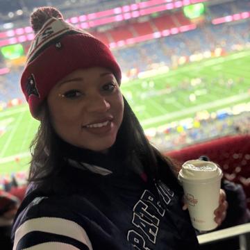 Flavia DeBrito profile photo