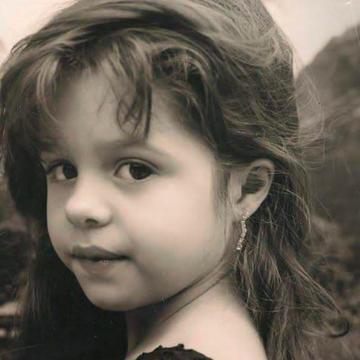 Larissa Mangifeste profile photo