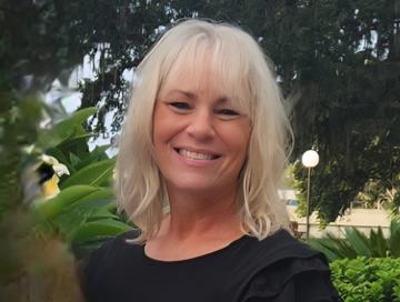 Tina Lewicke profile photo