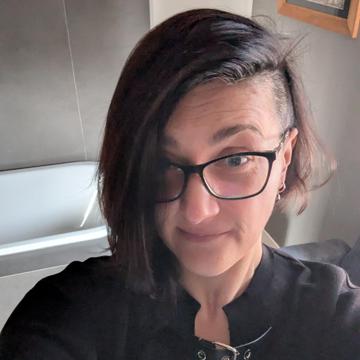 Cristina Aroutiounova profile photo