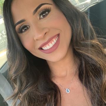 Yasmin Oliveira Santos profile photo