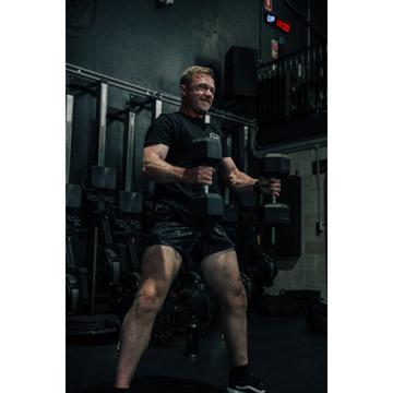 Mitchell McKinnon profile photo