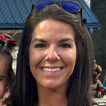 Alayna Hare profile photo