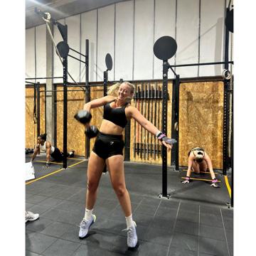 Isabelle Saunders profile photo