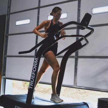 Courtney Leitschuck profile photo