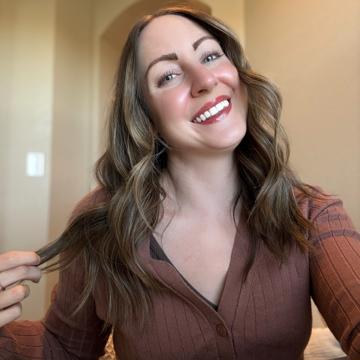 Anne McMahon profile photo