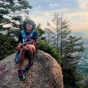 Elizabeth Smith profile photo