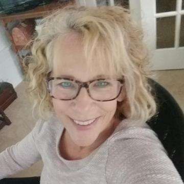 BETH SELBURG profile photo