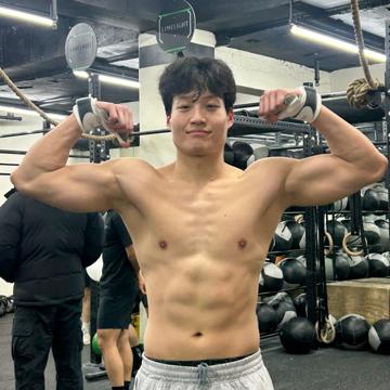 Junsuk Rho profile photo