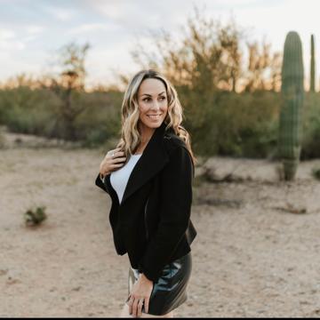 Amber Stiburek profile photo