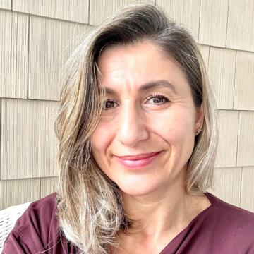 Luminita Marineci profile photo