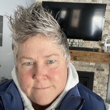 Christine Court profile photo