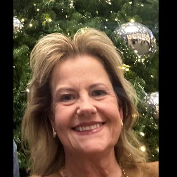 Traci Elliott profile photo