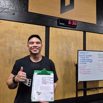 Russell Mercado profile photo