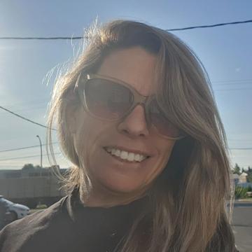 Julie Diotte profile photo