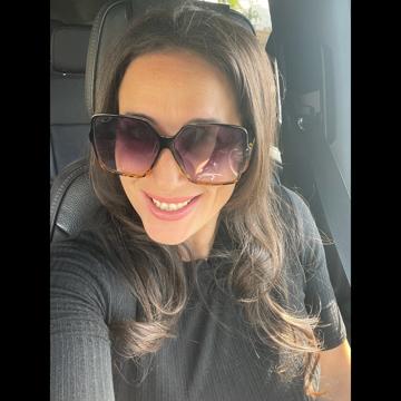 Evelyn Navarro profile photo