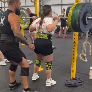 Rhiannon Velez profile photo