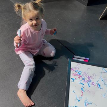 Christi Enfantino profile photo