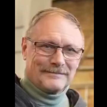 Axel Volpert profile photo