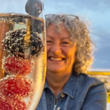 Joanne Briffett profile photo