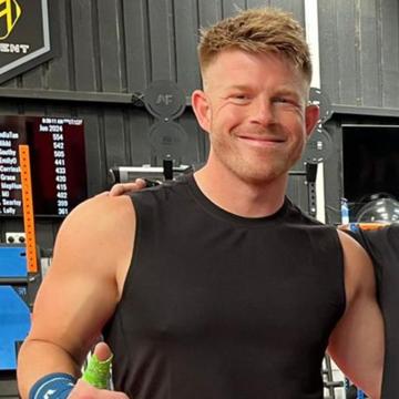 Ollie Lawrence profile photo