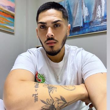 Alex Izquierdo profile photo