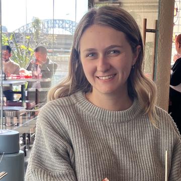 Lili Smyth profile photo