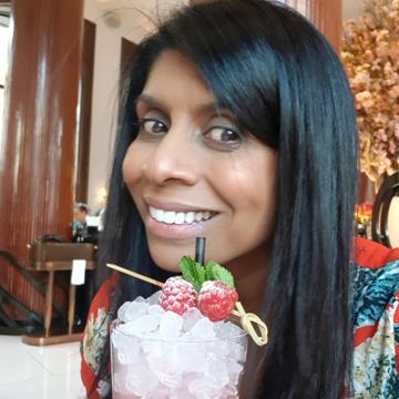 Bee Whiting profile photo