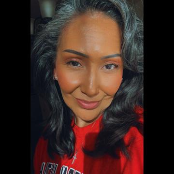 Tiana Saunders profile photo