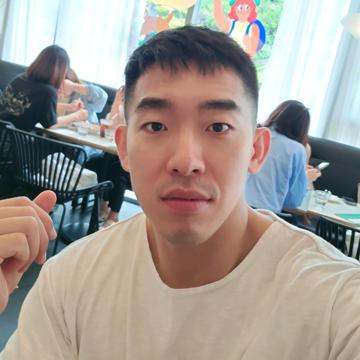 Wooyoung Kim profile photo