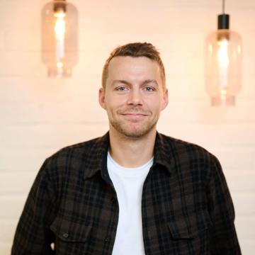 Jim Lindholm profile photo