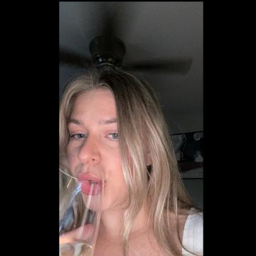 Sydnie Holt profile photo