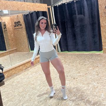 Olivia Harrison profile photo