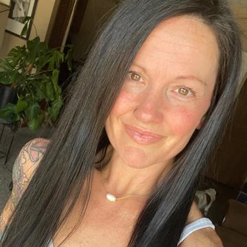 Angela Hoff profile photo