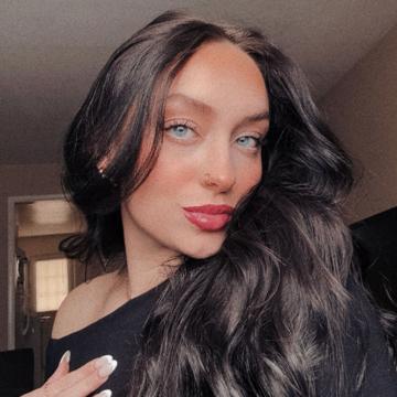 Hannah Oliver profile photo