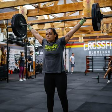 Débora Laís bornhausen profile photo