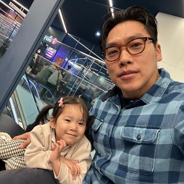 hyeungkeun oh profile photo
