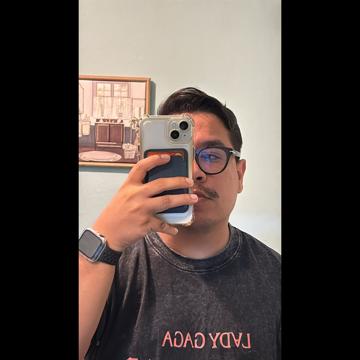 Oscar Cruz profile photo