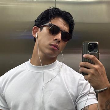 Riki Saldivar profile photo