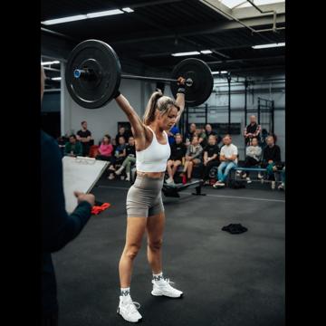 Anne van der Putten profile photo