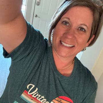 Sandy Larson profile photo