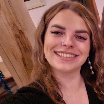 Abigail Knight profile photo