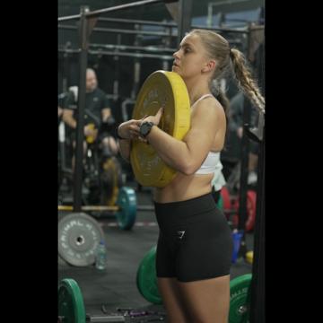 Esme Newton profile photo