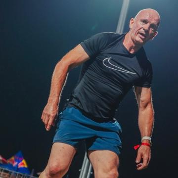 Julian Carew profile photo