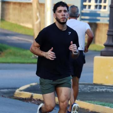 Michael H Serra Robles profile photo